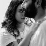 Roshna Ann Roy Instagram - Where words 🫰🏼are restrained, the eyes often talk a great deal.🏷🫶🏽 👌🤘… @kichutellus 🫶🏽 Photography : @pixie_paparazzo_wedding @anas_ali_photographer Cinematography: @sadique_filmer Team :@sravanamsachu_photographer @sruthy_naamah @anandhu_krishna15 @salas_ashwin @_malekith_ Kotagiri