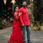 Roshna Ann Roy Instagram - Thank you God for everything in my life. The good and the bad. Some were blessings and some were lessons.❤️ From our side. We wish a very very happy x'mas ❤️ with full of happiness and love ❤️ HAPPY x'mas " whole ma insta fam ❤ Inframe : @kichutellus 📸 : @sherinabrahamphotography His costume :@fareed_infiniti My costume : @babe_by_minnumaria Mua by me😍
