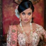 Roshna Ann Roy Instagram - ❤️ new work for @skmenon_ Designer & styling : @page3studiobyunaismustafa 📸 : @sherinabrahamphotography Mua : @roshna.ann.roy -@rr.makeovers Assisted : @makeover_by_aiswarya