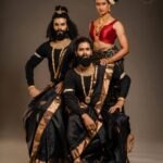 Roshna Ann Roy Instagram - Hey. . here comes ma new series of work ❤️ "MEN in SAREE " 😘 ❤️ Create your own visual style… Let it be unique for yourself and yet identifiable for others.” 💕 Can men wear women's clothing? Now before you jump to conclusions… Hear me out., No – I'm not talking about cross dressing. I'm talking about pieces designed for women… that can actually look great on men too… AND are functional. Its because only society is changing day by day, and its common thing abt the cross dressing methods 😘 people accepting evrything now 💕 What’s more, men are being encouraged to explore their feminine side, and that they don’t have to be all manly and suppress their softer feelings. They should be free to express themselves, even if that means dressing up like a lady. And if this eventually leads to a man wanting to become a full woman, well, that’s his life and his choice.😘 So guuyyz this ma new project and concept for men " in saree " 💞💕 Shre ur comments here 💞 Credits : Concept & direction : @roshna.ann.roy Make-up : @rr.makeovers Inframe : @jayalakshmimp @adeeb_jaleel @oj6627 📸 : @sherinabrahamphotography Special credits : @judefelix_offical Styling :@anushaann_night_hoot Loc :@maxxocreative @huwais.m Saree : @kanchipuramsilks_ Jwells : @ladies_planet_rental_jewellery Costume (her): @babe_by_minnumariya Turtleneck tshirt : @gabbana_tcr #acceptance #meninsaree #roshnaannroy #rrmakeovers ❤️