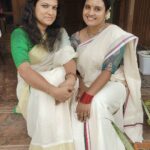 Roshna Ann Roy Instagram - Nathoonz birthday♥♥ 💕 Happiest birthday dear...chechii 💕 hope this year’s celebration reaches new heights of happiness, and is filled with laughter, love and all the people you care about. HAPPY BIRTHDAY!@geethutellus 💞💞💞💞😍