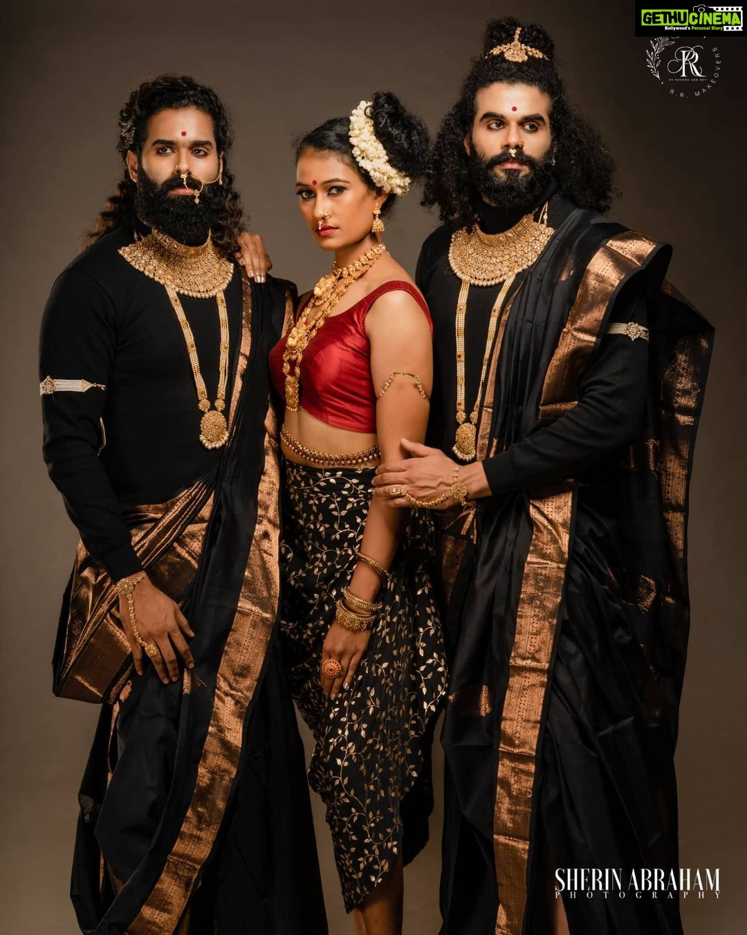 Roshna Ann Roy Instagram - F R E E D O M 🥰 Create your own visual style… Let it be unique for yourself and yet identifiable for others.” 💕 Can men wear women's clothing? Now before you jump to conclusions… Hear me out., No – I'm not talking about cross dressing. I'm talking about pieces designed for women… that can actually look great on men too… AND are functional. Its because only society is changing day by day, and its common thing abt the cross dressing methods 😘 people accepting evrything now 💕 What’s more, men are being encouraged to explore their feminine side, and that they don’t have to be all manly and suppress their softer feelings. They should be free to express themselves, even if that means dressing up like a lady. And if this eventually leads to a man wanting to become a full woman, well, that’s his life and his choice.😘 So guuyyz this ma new project and concept for men " in saree " 💞💕 Shre ur comments here 💞 Credits : Concept & direction : @roshna.ann.roy Make-up : @rr.makeovers Inframe : @jayalakshmimp @adeeb_jaleel @oj6627 📸 : @sherinabrahamphotography Special credits : @judefelix_offical Styling :@anushaann_night_hoot Loc :@maxxocreative @huwais.m Saree : @kanchipuramsilks_ Jwells : @ladies_planet_rental_jewellery Costume (her): @babe_by_minnumariya Turtleneck tshirt : @gabbana_tcr