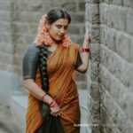 Roshna Ann Roy Instagram - Koodamela koodavechu... Koodalluru ponavale... ❤❤❤... 😘😘 Mua & styling : me alwys 😘 📸: @albertantony_photography Retouch: @rejoice_celebrations