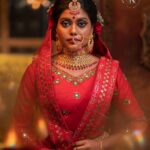 Roshna Ann Roy Instagram - Happiest work for this lady ❤ Thank u somuch sruthyiiieee....... Thanks alot for whole cooperation ❤ When i started my career in makeup, trying to get her for my work, now its done with the extrem level 😘 Inframe : @sruthyjayan.me And here i wnna thank the best phtogrpher i have met!!!!! 📸 : @sherinabrahamphotography Mua : @roshna.ann.roy for @rr.makeovers Styling : @i_____mahii ❤ Costume& jwells : @page3studiobyunaismustafa Assisted : @shika_girish