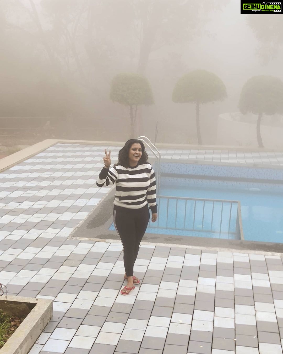Roshna Ann Roy Instagram - ♥ #foggyweather