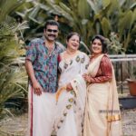 Roshna Ann Roy Instagram - ഒരു ഫാമിലി ചിത്രം ♥ @sherinabrahamphotography