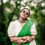 Roshna Ann Roy Instagram - That kind of show... Show.... Show...😂 ❤....💚 📸 : @beniveesjo &@arun_manuel_ Mua : @meeramax_makeupartist