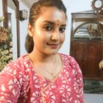Roshna Ann Roy Instagram – ❤#home