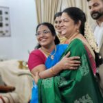 Roshna Ann Roy Instagram - എല്ലാ അമ്മമാർക്കും ....'happy mothers day " ♥#happymothersday❤️