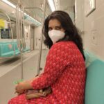 Roshna Ann Roy Instagram - cmfrtable journey... 😍 #kochimetro ❤