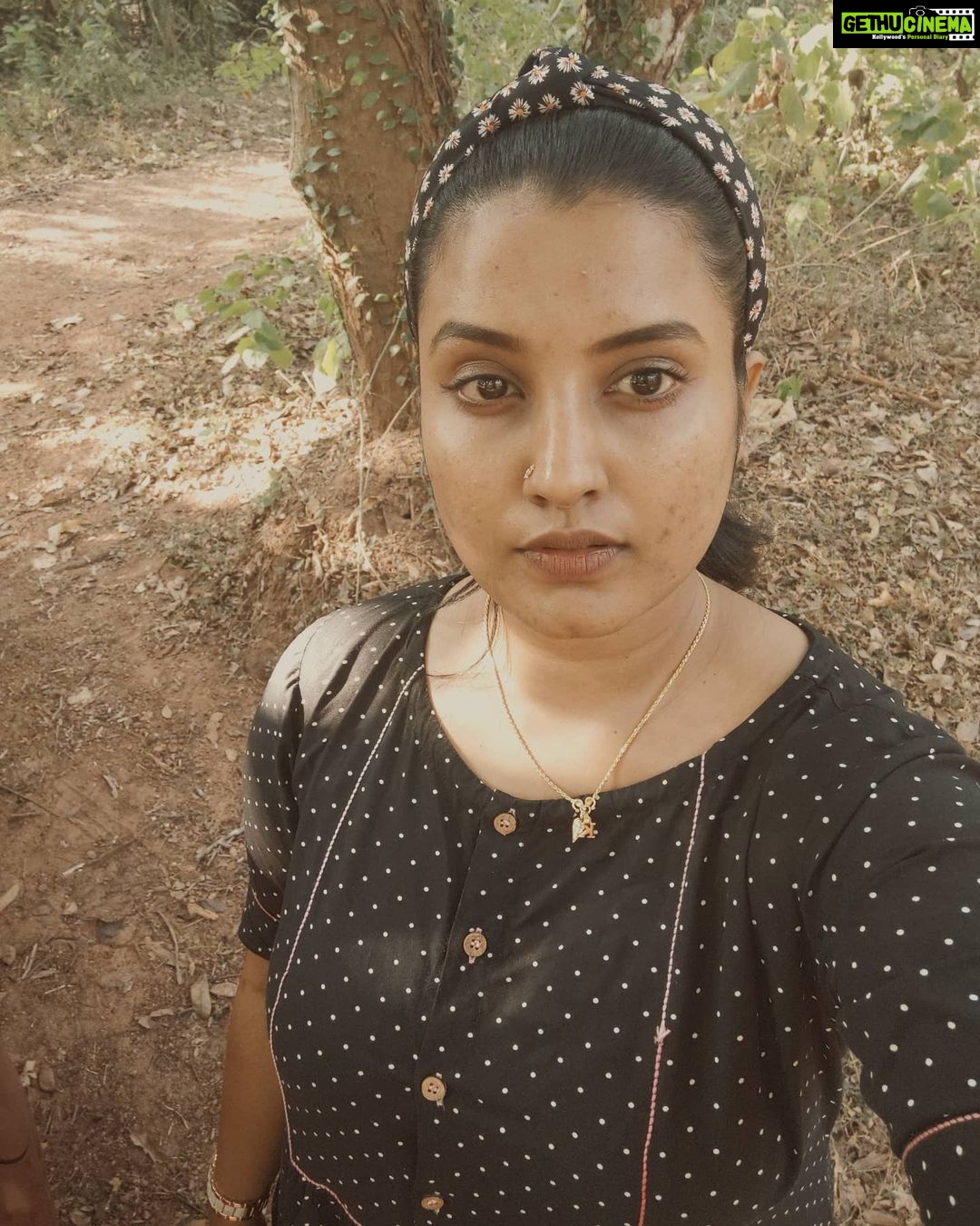 Roshna Ann Roy - 11.1K Likes - Some days aftr my out of connection....
...💞