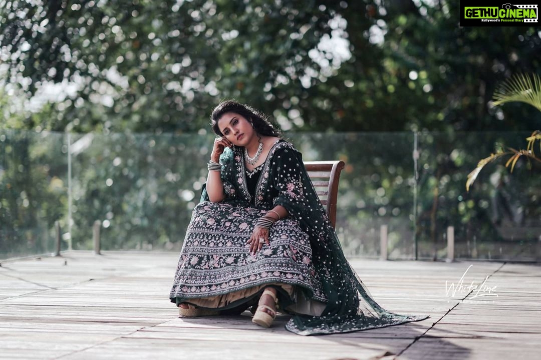 Roshna Ann Roy Instagram - 🔥🔥🔥 @sainu_whiteline @sainu_whiteline @mjsindhu @ladies_planet_ @ladies_planet_rental_jewellery