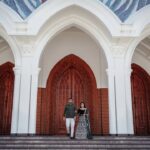 Roshna Ann Roy Instagram - .🧡🧡🧡 #pariyapuramchurch . . @kichutellus #engaged #R&k . . .📸 : @_whitelinephotography_ @sainu_whiteline Mua : @mjsindhu 👗 : @ladies_planet_ & @noushad__ladiesplanet @ladies_planet_rental_jewellery 👔 : @zohib_zayi @dhaga_brand