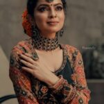 Roshna Ann Roy Instagram - Our latest shoot ( @rr.makeovers ) for artist @ranjitha.menon And its very pleasure working with u... dear ... ♥️🖤 i wish all the best, for her ...upcoming movie " sajan bakery " and its happiest project for me ... thank u...somuch ranjitha for choosing me ❣️ Inframe @ranjitha.menon Mua & styling : @rr.makeovers @roshna.ann.roy 👗 : @ladies_planet_ Jewellery : @ladies_planet_rental_jewellery Hair : @style_art_by_rinty ,📸 ;: @arun_manuel_ & @beniveesjo