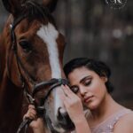 Roshna Ann Roy Instagram – Our  happiest  work  ending  with  this !!!
Gorgeous  my darling  @vincy_aloshious  looking  perfect  in  my touch …. i think  frst  time with  a pet  horse .. thank  u.. somuch @eranature  for this grt  space …. and we loved  it !!!
.
 
. 
  In frame : @vincy_aloshious

📸 :  @same_e_h 
Mua : @rr.makeovers 
Styling : @roshna.ann.roy 
Outfit : @ladies_planet_ 
Designer : @noushad_ladiesplanet