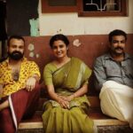 Roshna Ann Roy Instagram - 3yrs of 🖤വർണ്യത്തിലാശങ്ക 🖤 @kunchacks @sidharthbharathan @kichutellus @surajvenjaramoodu 💯🌹