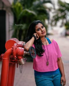 Roshna Ann Roy Instagram - 🍭🍭🍭..... . . . 📸 : @arun_manuel_  @beniveesjo 🎭 : @prmakeupstudio 
#mallugirl #kerala♥️ #photography #modelshoot #photoshoot #portfolio #actresslife #malluactress #roshnaannroy #portraitphotography #weddingphotography #filmindustry #bethechange #malayalipennu