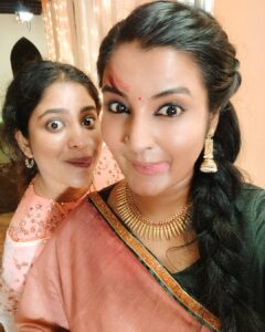 Roshna Ann Roy Instagram - @pckmovie "പാപം ചെയ്യാത്തവർ  കല്ലെറിയട്ടെ ". അല്ലേ...?? 😪😪 😪😪😪🤤... @srindaa 🤩😍 (പടം  കണ്ടവർക്ക്  കലങ്ങി  കാണും ) 🤩🤩🤩 thank  u... somuch  for  all replay's nd  love  thts u given 🤩🤩🤩🤩🤩 #thankyouallahforeverything 🤩 .... nd  this  വിവാദ Necklace by : @macsjewelry , 😍😍😍😍😍😁😁😆😆😆😆