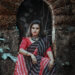 Roshna Ann Roy Instagram - 🖤"♥️ #traditional_look . . 💄":@bibinz_makeup_studio 🤝 👗: @kanchipuramsilks_