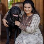 Roshna Ann Roy Instagram - 🖤 “ TOFEE “ my first kid 🖤 Am his MoM 🤍🖤“ am only the person who usually gets stuck feeding ,walking with him , cleaning up and taking him to the vet’s, and alwys worrying about him !!! ❤️Parenthood only requires love ❤️ The first dog is the dog who gives you so much that the first dog is often the reason for the second dog.” ❤️🤍🖤