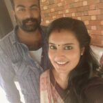 Roshna Ann Roy Instagram - Again aftr a long😤... we get paired in " sullu " movie, ...... Thank u. Somuch 🙏 @vishnubharadwajkr & @actor_vijaybabu for giving me a chance to perform here , in #fridayfilmhouseproduction !!!! Its a small package movie with huge content , dont miss this....😥pls do watch nd give ur comments here!😇 from.... This friday........22nd..... #sullumalayalammovie