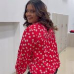 Roshna Ann Roy Instagram - As part of Team @curls360salon My friend , Hairspecialist. Arun @hairby__arun asked me whether I would like to get a hair makeover done at curls salon in kochi Panampally nagar , I was like yayyyyyyyy! Yes please, yes please. I knw he s well practiced person in hair cutting nd all soI went to Curls 360 Salon, The salon is quite decent in size and the staff there is very courteous and friendly. I liked all the treatments done ✔️ I would recommend curls 360 ,at Panampally to everyone living in kochi , Arun is actually quite good in his work and best part is that he listens to all your needs patiently and is not pushy about things. As far as I am concerned, I am in love with my new hair look these days. Thank u somuch @hairby__arun for this makeover thanks alot @curls360salon