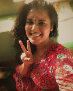 Roshna Ann Roy Instagram - 🌹💋💋😋