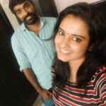Roshna Ann Roy Instagram - 👸Some,👉... Kind of suprizing facts coming.... Soon...💘🤓👌🙏🙏✌✌ thank.. God.. 😭really wanted to met him...😤 👩‍❤️‍💋dream comes true...💘💥💥 😍🕯hope for the best✌🤗really unexpected to get him..💖✌important space i😎 have got, blessed person's blessing brttr than anythng.. ഞാൻ ധന്യ 😍😍.......... @actorvijaysethupathi... Thank u.. Somuch... For the..care, support and love tht u.. Given...💗this means alot for me.. 🙏🙏🙏 3 years of relationship with hevy strong bond.... 🤓🙏👌👌👌such a suprb person.. In my life.. 👩‍❤️‍💋‍👩👸 Chennai City