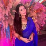 Roshni Walia Instagram - 👀 . . . . . . #saree - @the_adhya_designer . . . . #blue #roshniwalia #roshni #diwali #purple #darkblue #diwali2022 #bluesaree #traditional #traditionalwear #diwalioutfit #fit #instagram #potd #ootd #instafir #hairstyle #style #fashion 💙🦋🔚 India