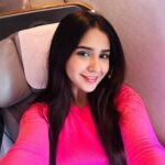 Roshni Walia Instagram - BACK TO MY FAVOURITE DUBAI ✨ . . . . . #dubai #travel #explore #emirates #flight #travel #travelgram #roshniwalia #1billionsummit
