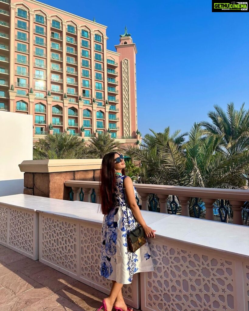 Roshni Walia Instagram - Be a little more you, and a lot less them ✨ . . . . . #1billionsummit #event #elegance #dress #outfitoftheday #dubai #travel #work #atlantis 🧿💙🔚 Atlantis, The Palm