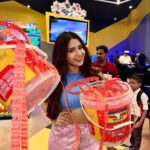 Roshni Walia Instagram - Let’s play a game 💙 . . . . . #arcade #roshniwalia #tickets #candid #letsplay #games #outfit #fit #mumbai #ootd #potd #instagram ✨🔚 India