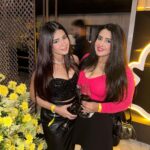 Roshni Walia Instagram - Snap me 🖤✨ . . , . . #party #black #fit #ootd #candid #roshniwalia #anushkasen #ashnoorkaur #luckydancer #snapchat #event #explore ✨🔚 Worli, Maharashtra, India