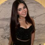 Roshni Walia Instagram - Look at you looking at me 🤭🖤 . . . . . . #potd #ootd #instagram #lookofthenight #aboutlastnight #snapchat #party #black #fit #look #style #fashion #roshniwalia #🖤 🔚 Masque