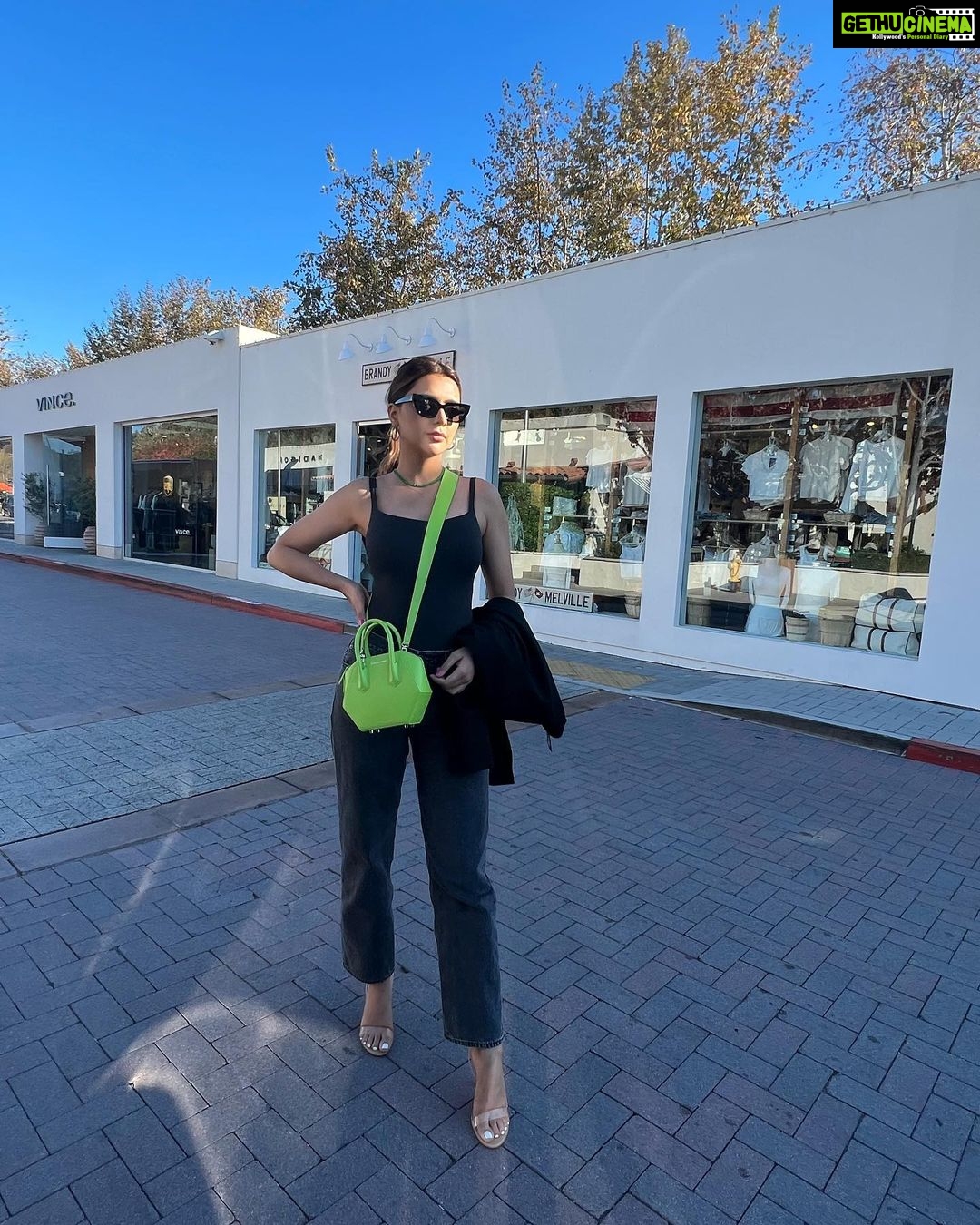 Ruhi Singh Instagram - This look deserves so much more love ❤️ I can’t get over the electric green @thesageaubrey bag. It’s such a statement! Malibu, California