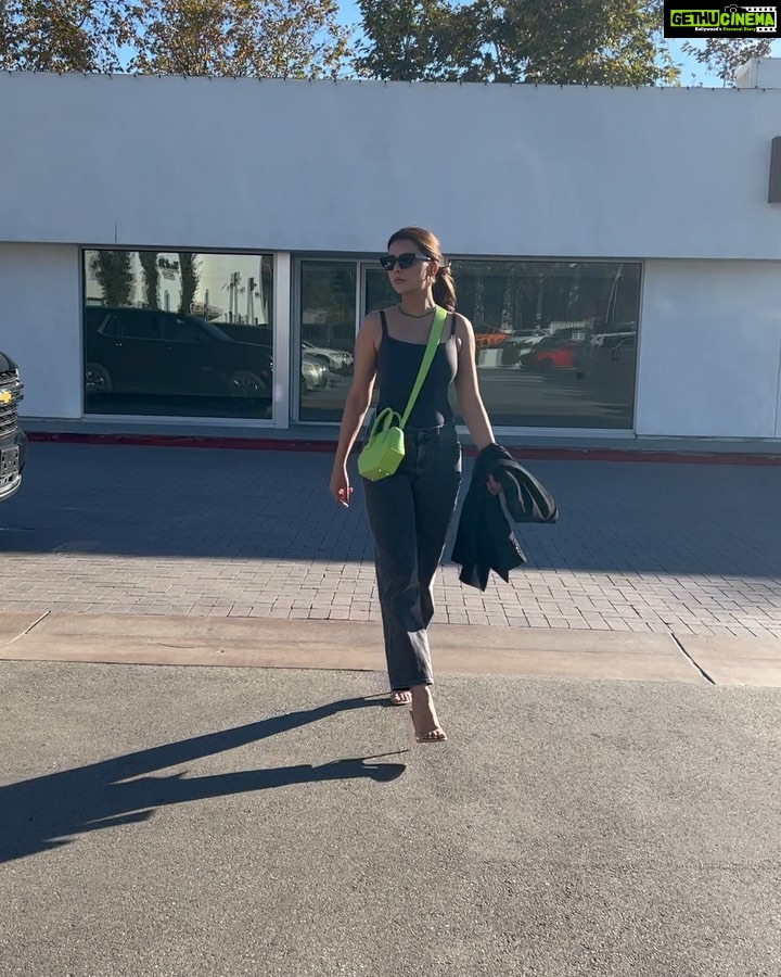 Ruhi Singh Instagram - This look deserves so much more love ❤️ I can’t get over the electric green @thesageaubrey bag. It’s such a statement! Malibu, California