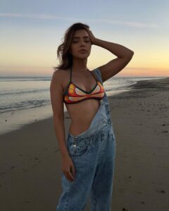 Ruhi Singh Instagram - From Malibu with love This signature butterfly top by @julietjohnstone is absolute 🔥 Such a powerhouse of talent