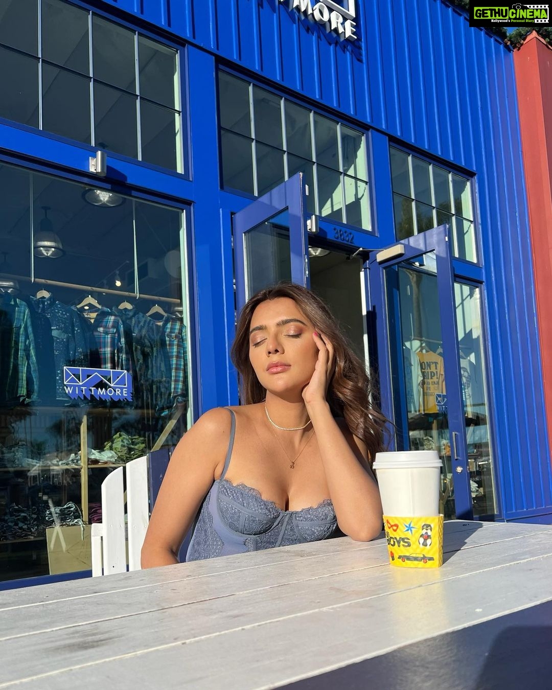 Ruhi Singh Instagram - Just the right amount of sun ☀️ Malibu, California