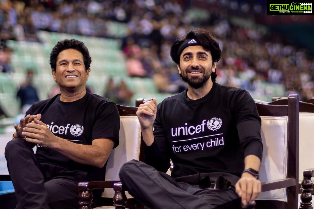 Sachin Tendulkar Instagram - Today we celebrate the diversity & equality of our children, who deserve equal opportunities everywhere. Happy #WorldChildrensDay to all our kids across the 🌎! Had a wonderful time this week in New Delhi for World Children’s Day event! @unicef @unicefindia @unicefsouthasia