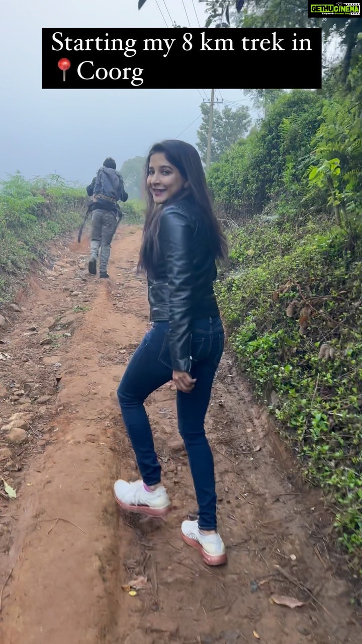 Sakshi Agarwal Instagram - This trek up in Coorg hills was just a wonderful experience for me. I never understood how nature could be so healing. I went up 1800 feet above ground level and view from top was just so mesmerizing. Its a 3.5 hours trek I completed it in 2 hours💕 Feels like got some vere level cardio😊 Sometimes being tucked away in the lap of natural beauty and solace is all that you need. Gives you such a fresh perspective over life🤗 . #coorgdiaries #trekkingindia #trekkingreels #travelreels #feelitreelit #trendingsongs #foryou #sakshiagarwal #instalife #travelawesome