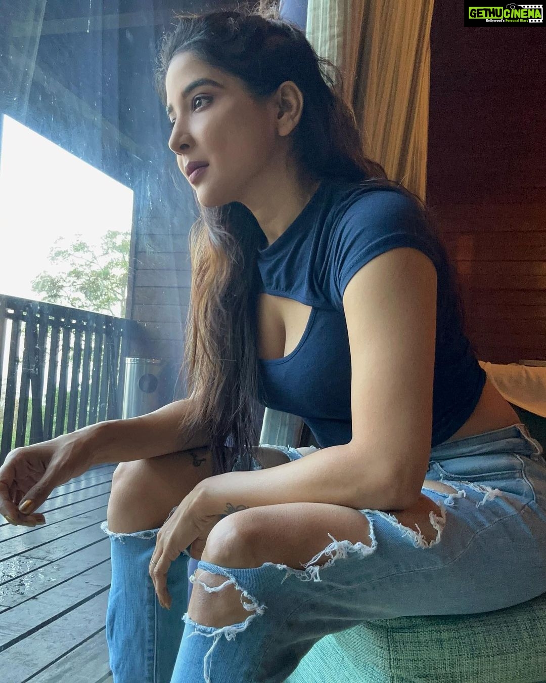 Sakshi Agarwal Instagram - Bliss🔥 . #sakshiagarwal #photooftheday #coorgdiaries #travelphotography #inthewoods Coorg