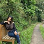 Sakshi Agarwal Instagram - Exploring the wild is a therapy in itself✨ . #sakshiagarwal #coorgdiaries #travelphotography #overtheriverandthroughthewoods #holidaystyle Coorg Resort