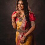 Sakshi Agarwal Instagram - Romba naal kalachi 🔥 . #traditionalsaree #southindianbride #photooftheday #sakshiagarwal . @murugeshmakeup_hair @labelswarupa @picartisan @ravalstudios @chennai_jazz Chennai, India