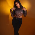 Sakshi Agarwal Instagram - I chase Goals, Not People! . @murugeshmakeup_hair @picartisan @ravalstudios . #sakshiagarwal #leopardprint #bootcutjean #streetstyle #photooftheday Chennai, India