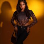 Sakshi Agarwal Instagram - I chase Goals, Not People! . @murugeshmakeup_hair @picartisan @ravalstudios . #sakshiagarwal #leopardprint #bootcutjean #streetstyle #photooftheday Chennai, India
