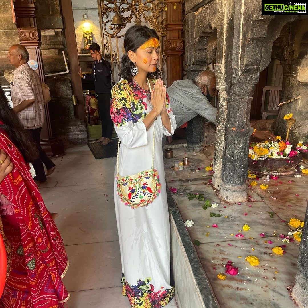 Sakshi Pradhan Instagram - #Mahakaleshwar 🔱 #HarHarMahadev ⚜️ #OmNamhShivay 🛕 .. .. .. .. .. .. .. .. .. .. #serene #prayers #peace #Shiva #penance #shakti #bhakti #mukti #dhyan #tapah महाकालेश्वर ज्योतिर्लिंग उज्जैन - Mahakaleshwar Jyotirlinga Ujjain