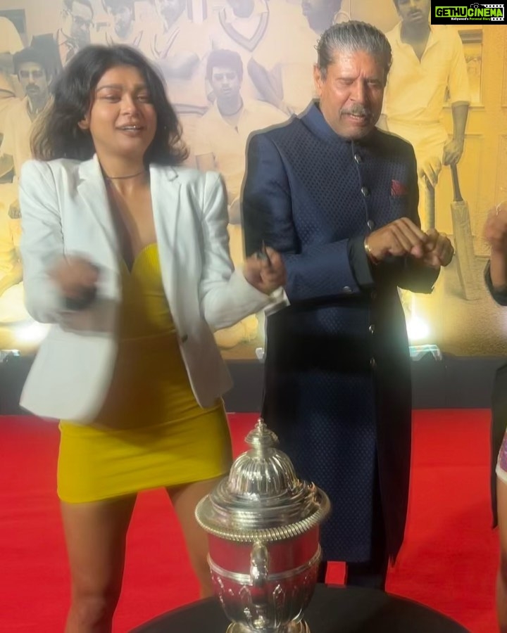 Sakshi Pradhan Instagram - #83 #83thefilm #premier with the man himself🤍 #KapilDev 🏏