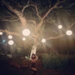 Sakshi Pradhan Instagram - #garudasana 🌳 your Branches can only reach high if your roots go Deep ( avoid the cartoon face n concentrate on the scenery )