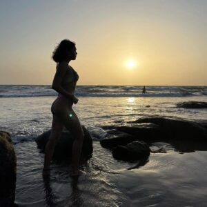 Sakshi Pradhan Instagram - sometimes
i am the ocean.

sometimes
i am the setting sun.

at all times
however 
i am me.

effervescent. the epitome of flawed perfection. 

#reelvsreal