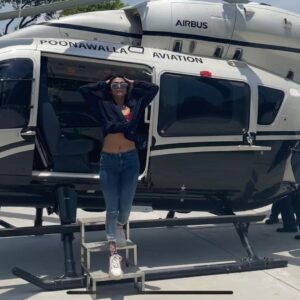 Sakshi Pradhan Instagram - Monkeys Day out 🎥 🎬 🚁
#throwback